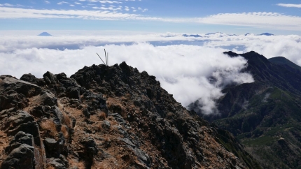 赤岳山頂から絶景 (3)