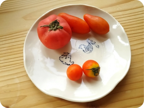 20160917お皿とトマト