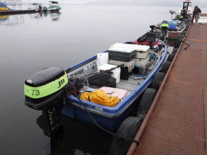 20160515-2-CP山中湖2しゅうすいやMYレンタルボート.JPG