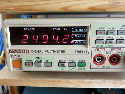 TR6846で基準電圧を測定
