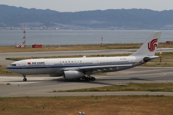 ZTED9835-14X-B-6090-Airbus A330-243-中国国際航空-SP6j-1000